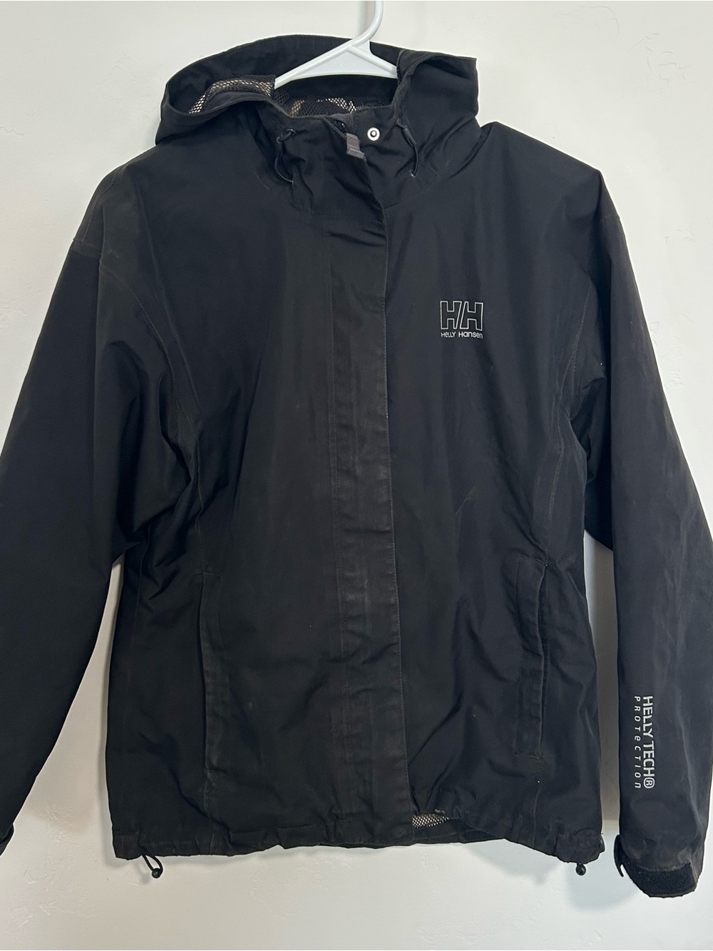 Helly Hansen women’s Black Waterproof Hooded Rain Jacket
